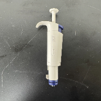 Invitrogen Neon NxT Electroporation System image 3